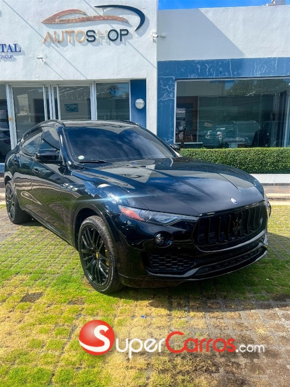 2018 Maserati Levante S — foto 8 / 12