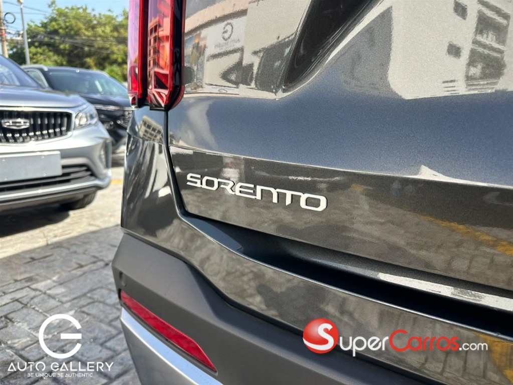 2027 Kia Sorento MQ4 Luxury — foto 2 / 10