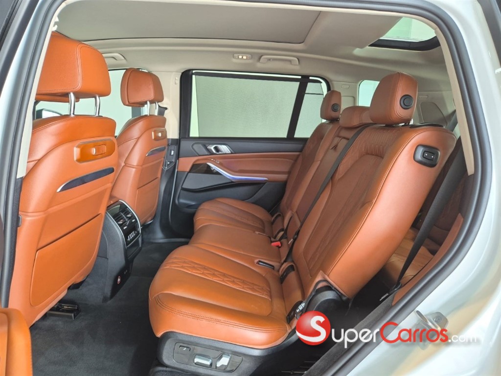 2023 BMW X 7 XDRIVE 40i — foto 6 / 11