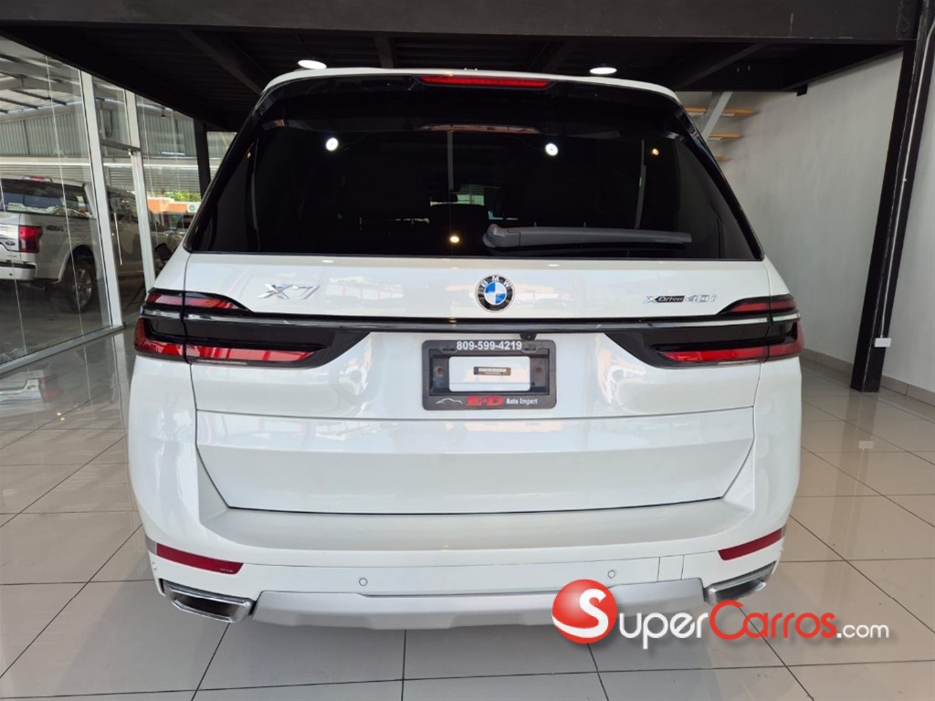 2023 BMW X 7 XDRIVE 40i — foto 7 / 11