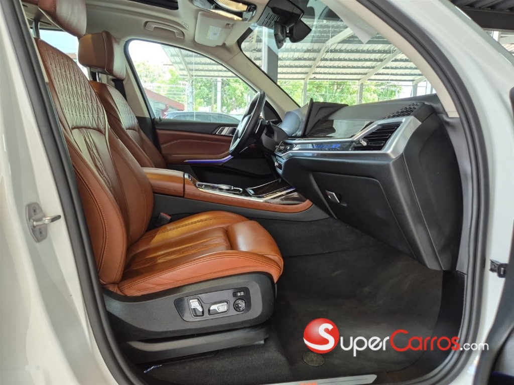 2023 BMW X 7 XDRIVE 40i — foto 8 / 11