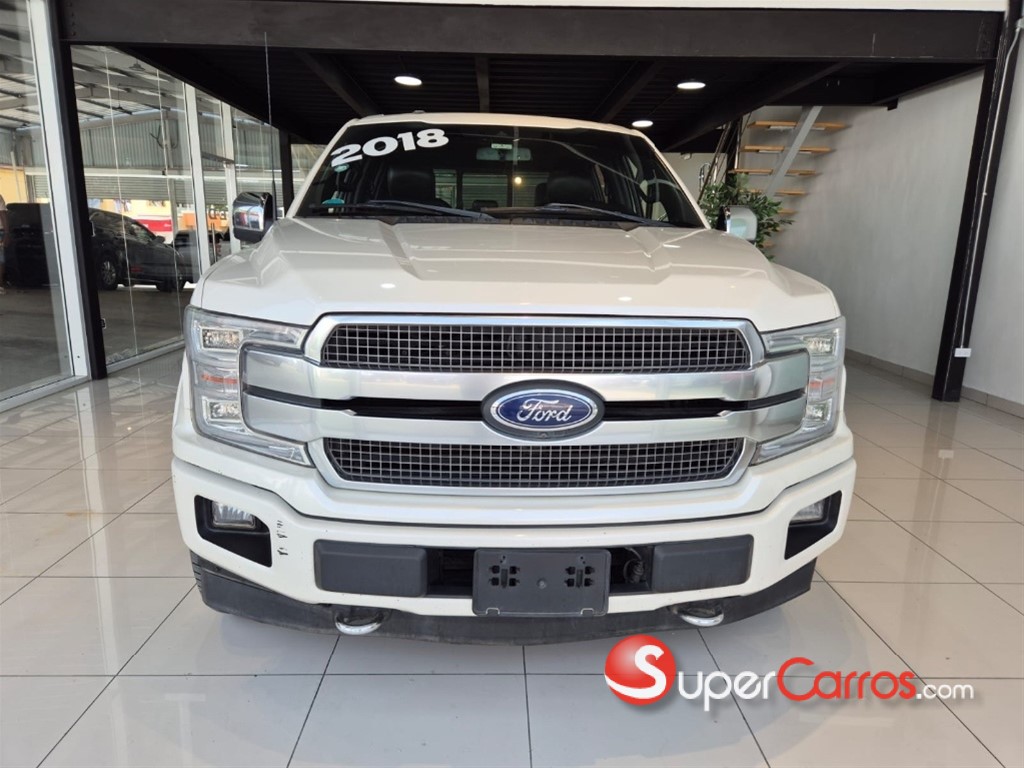 2018 Ford F 150 Platinum — foto 9 / 11