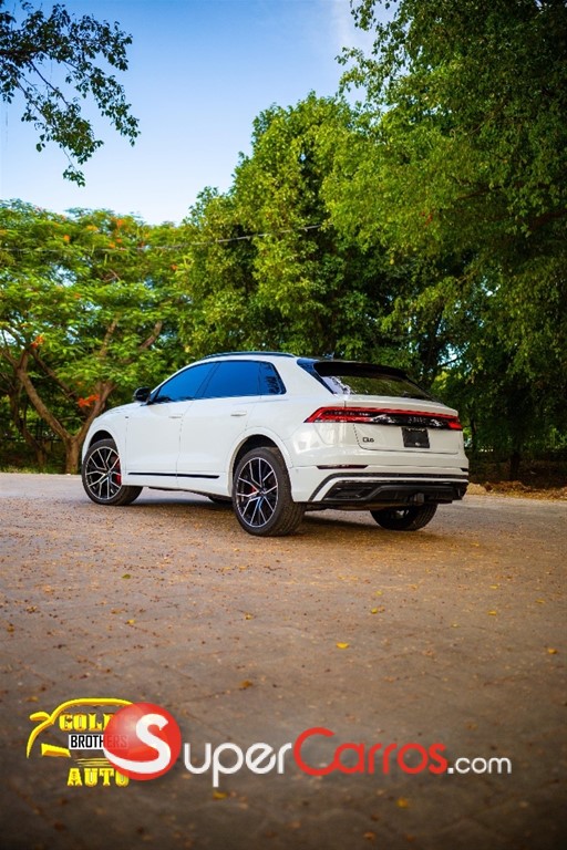 2021 Audi Q8 SLINE QUATRO PRESTIGE — foto 4 / 12