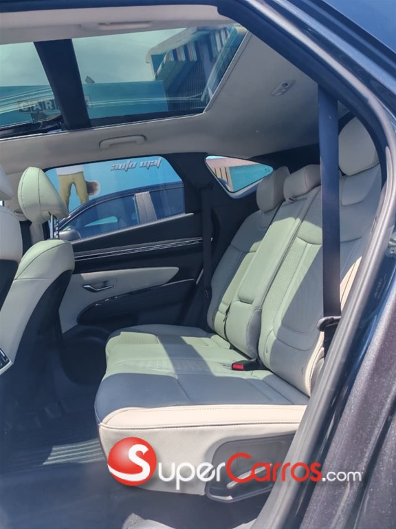 2022 Hyundai Tucson LIMITED — foto 4 / 7