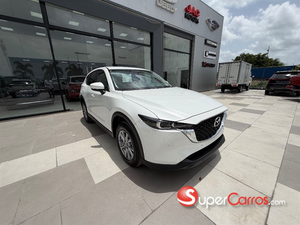 2027 Mazda CX-5 CE — foto 3 / 12