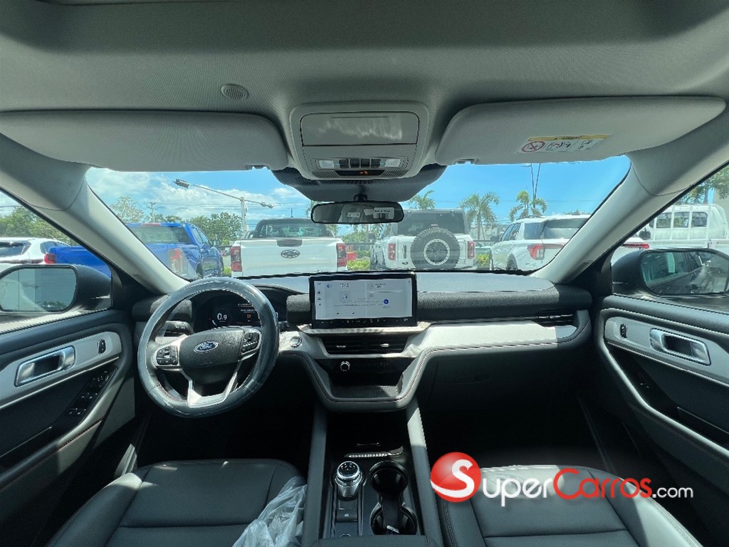 2026 Ford Explorer Active — foto 9 / 12