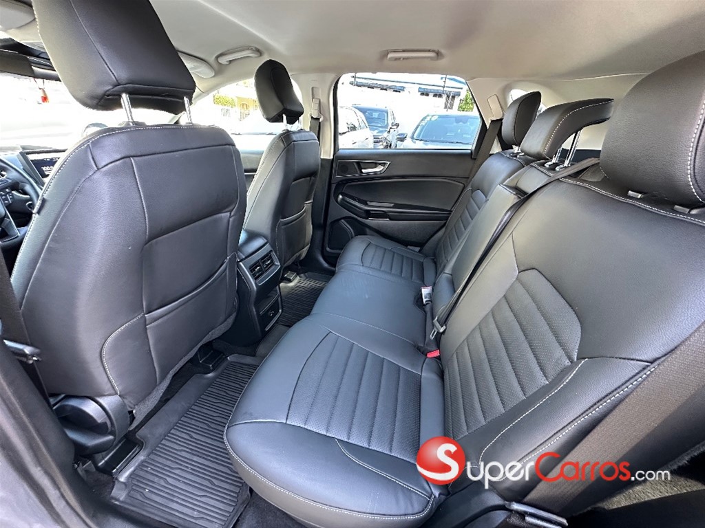 2022 Ford EDGE SE — foto 7 / 12