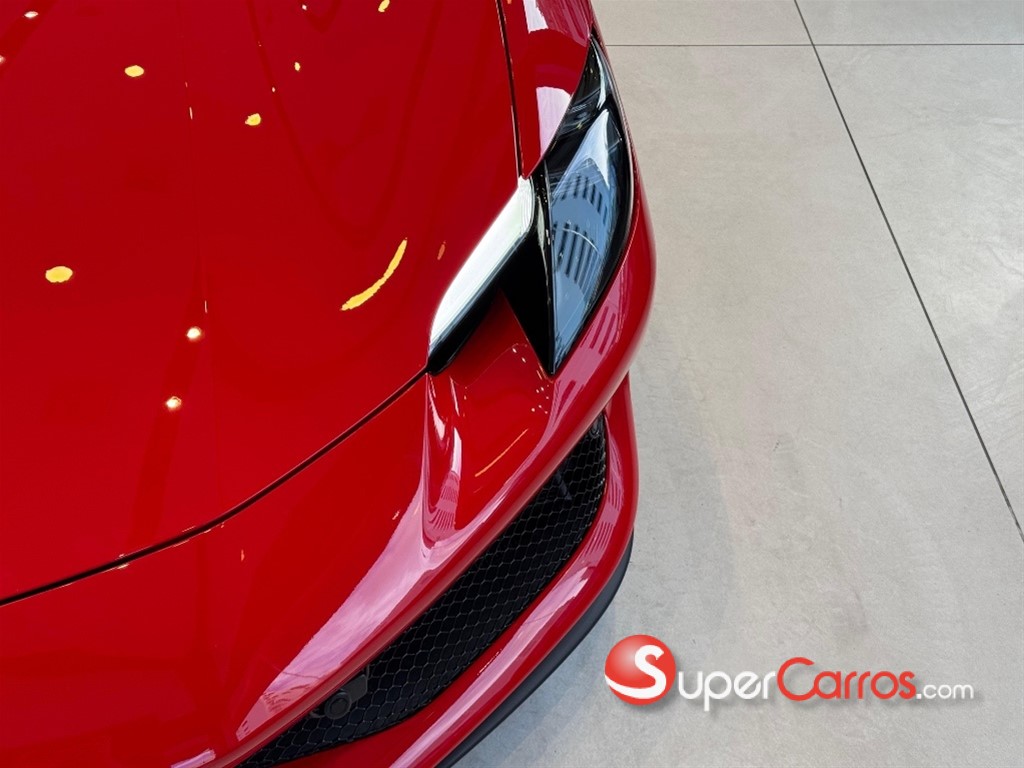 2024 Ferrari 296 GTS — foto 2 / 12