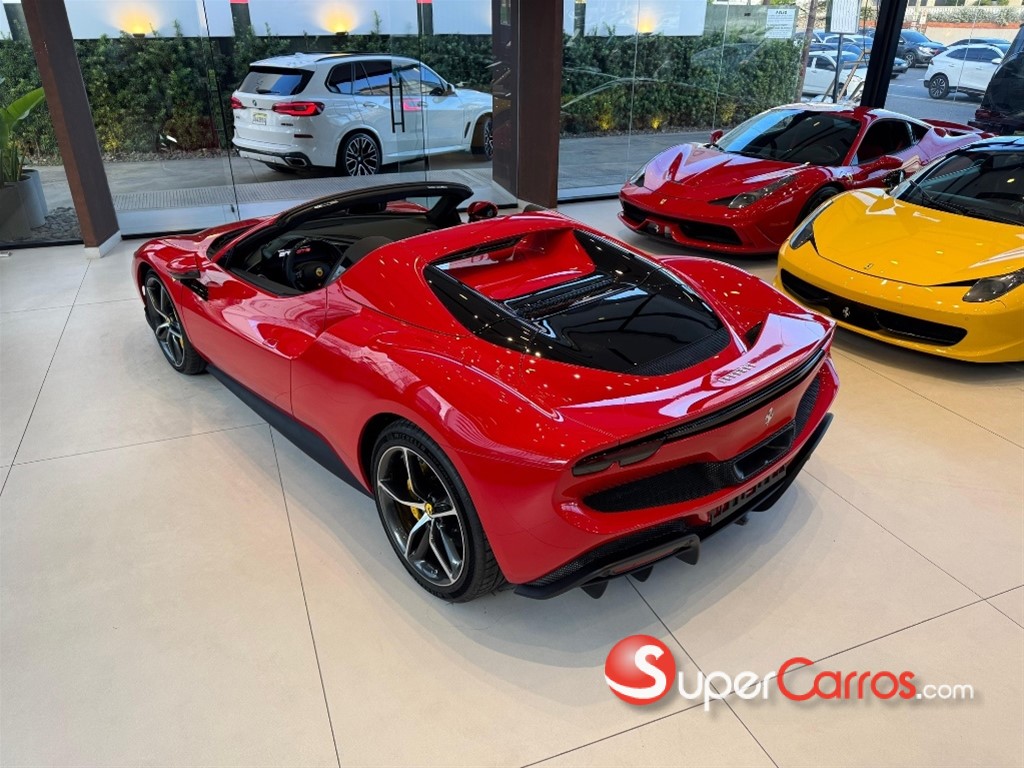 2024 Ferrari 296 GTS — foto 3 / 12