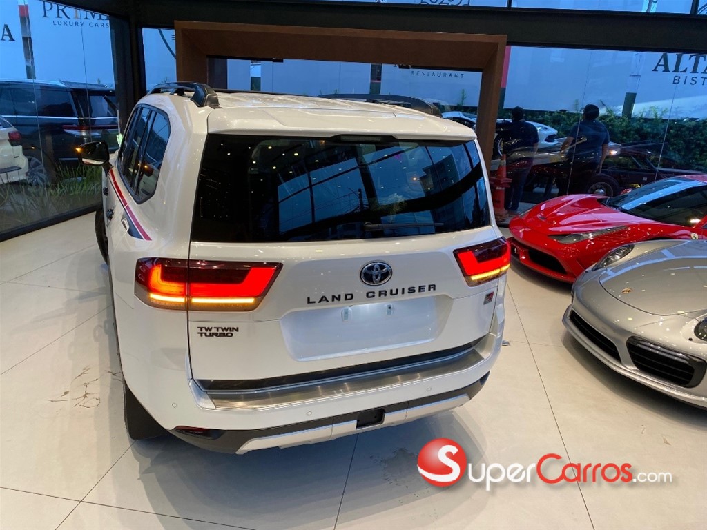 2023 Toyota Land Cruiser GR SPORT — foto 4 / 12
