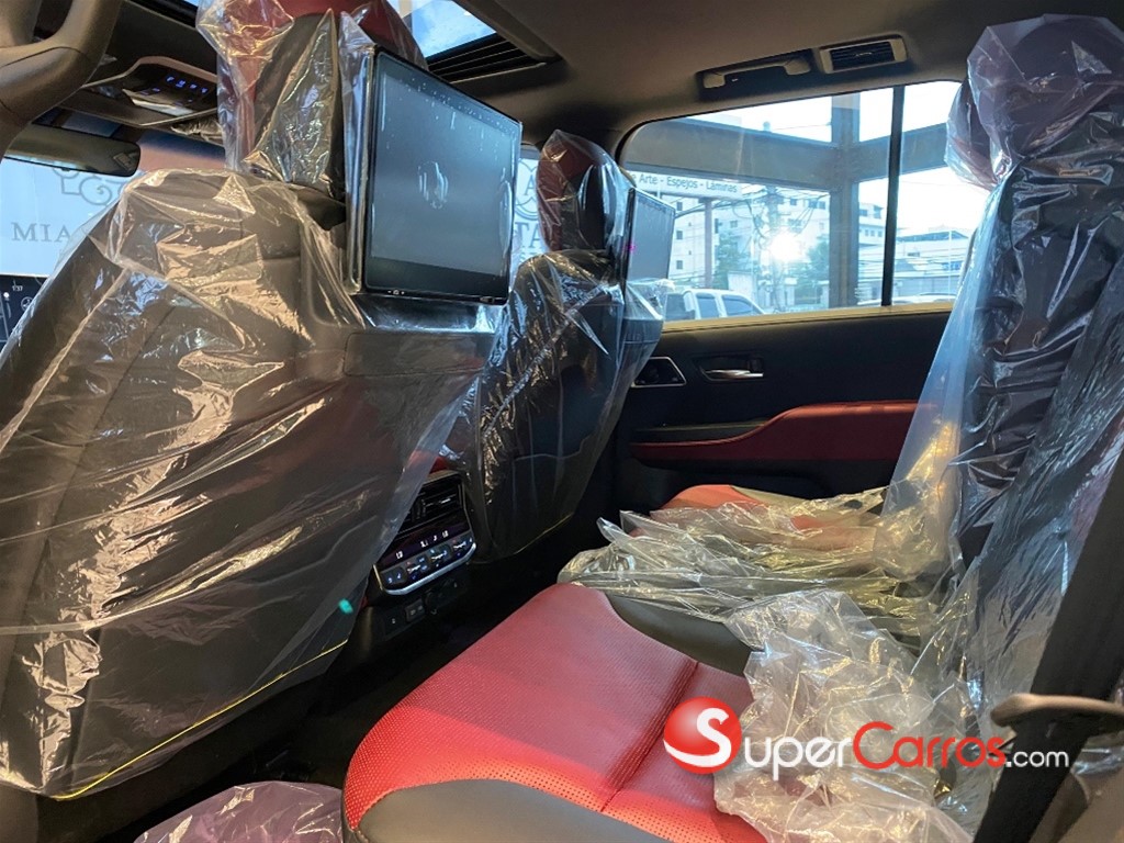 2023 Toyota Land Cruiser GR SPORT — foto 7 / 12