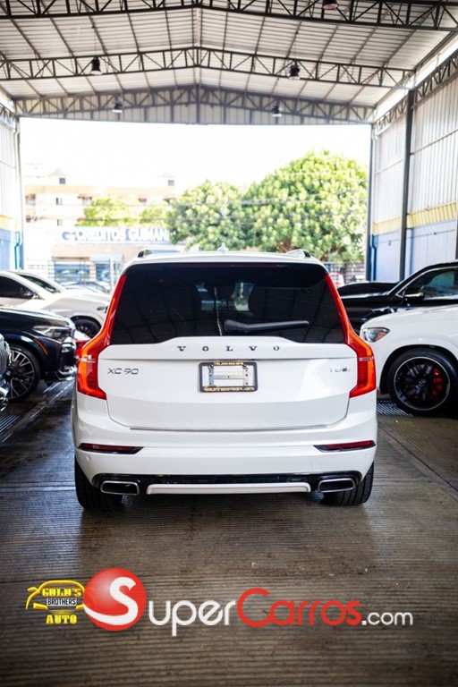 2021 Volvo XC90 R-design T6 — foto 5 / 12