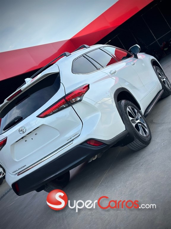 2020 Toyota Highlander XLE — foto 5 / 11