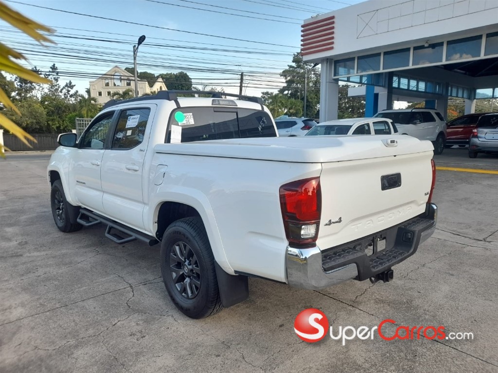 2021 Toyota Tacoma SR5 — foto 8 / 12