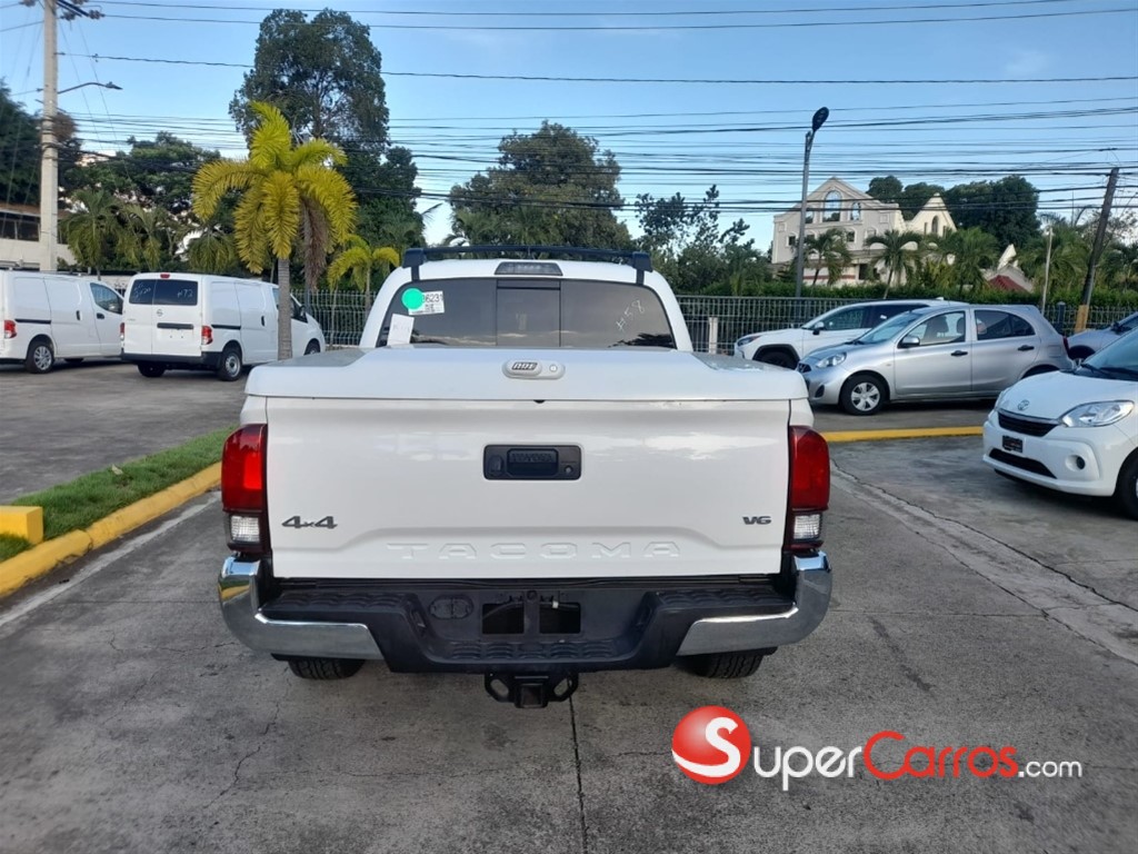 2021 Toyota Tacoma SR5 — foto 10 / 12