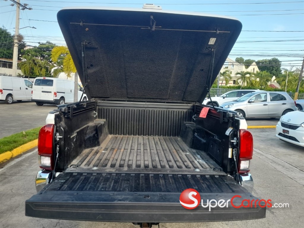 2021 Toyota Tacoma SR5 — foto 11 / 12