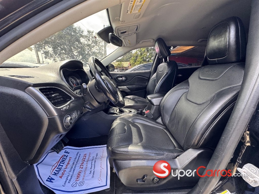 2020 Jeep Cherokee Limited — foto 8 / 11
