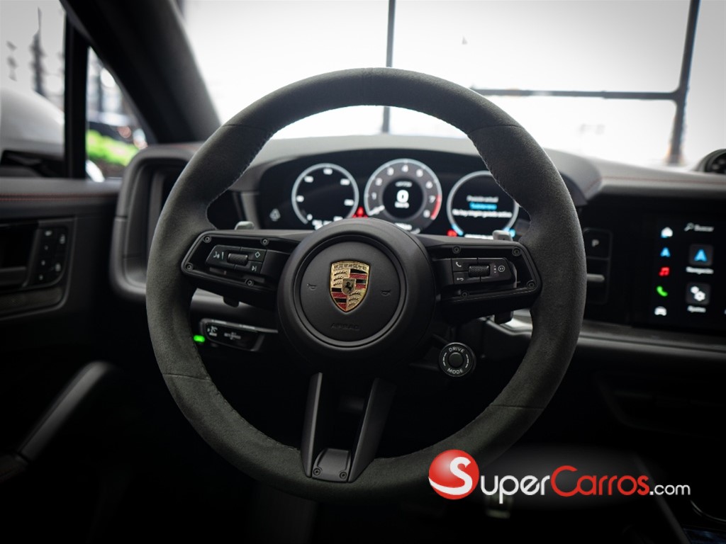2025 Porsche Cayenne GTS — foto 12 / 12