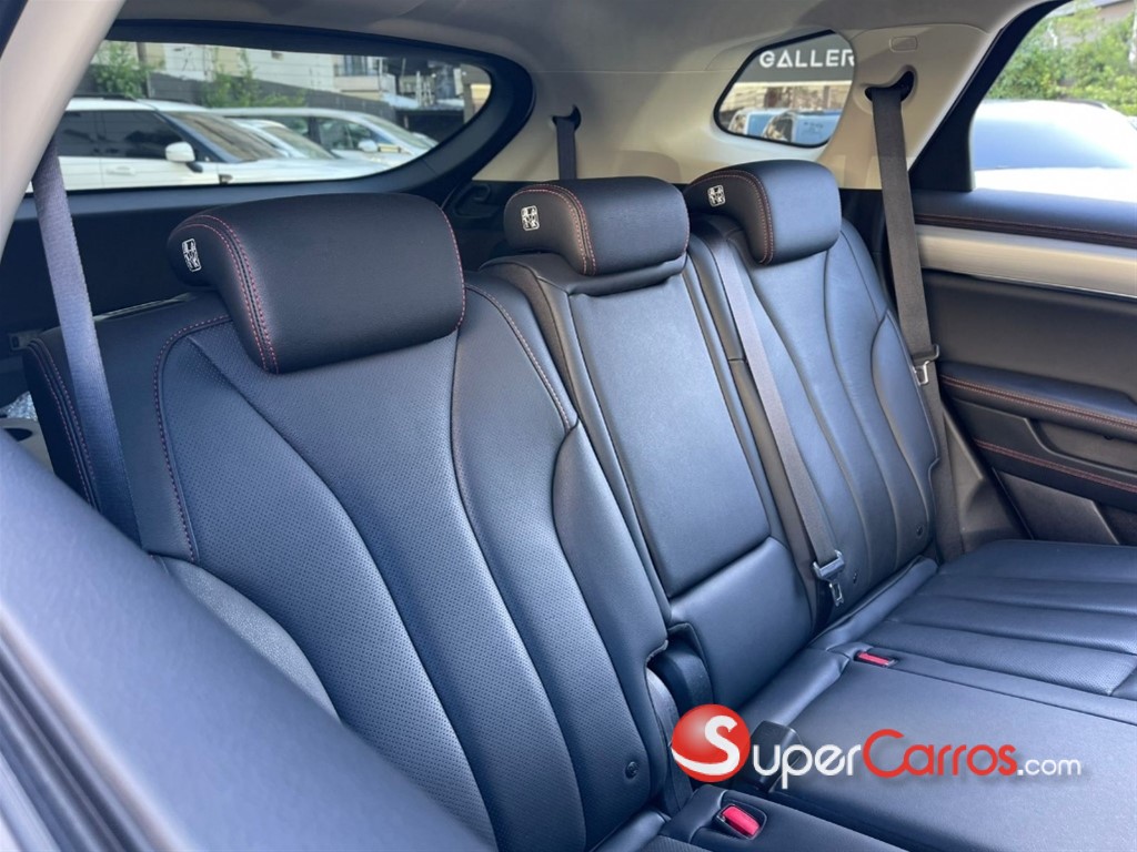 2022 BYD Tang — foto 10 / 11