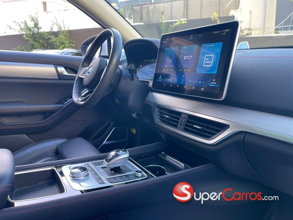 2022 BYD Tang — foto 11 / 11