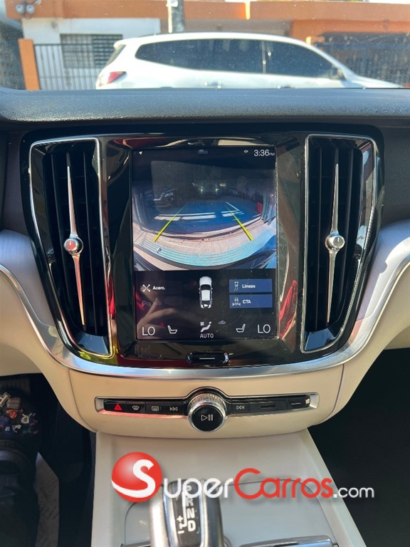 2020 Volvo S60 Inscription T5 — foto 7 / 12