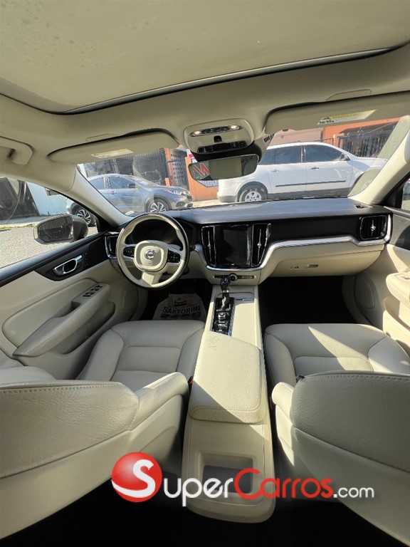 2020 Volvo S60 Inscription T5 — foto 11 / 12