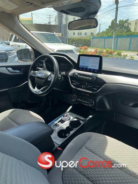 2020 Ford Escape SE — foto 6 / 12
