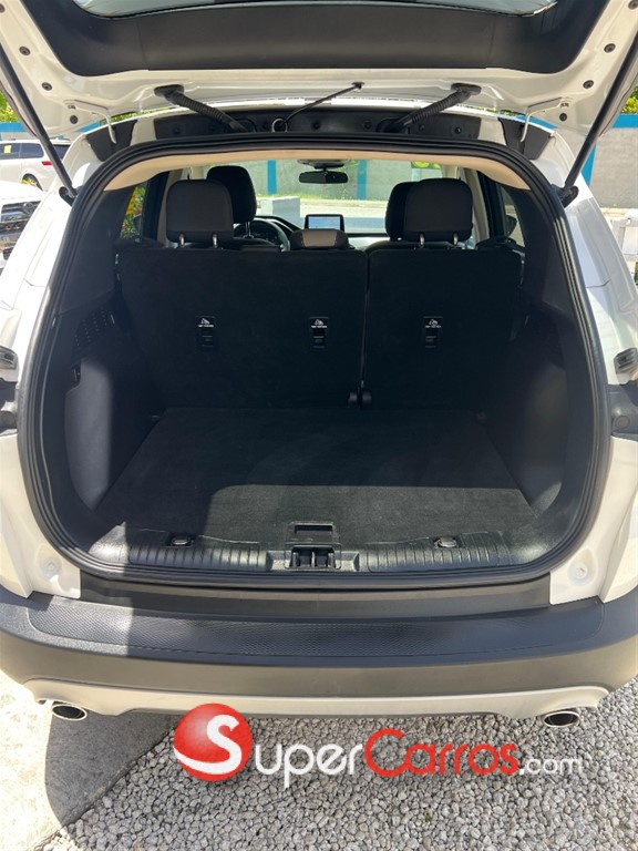 2020 Ford Escape SE — foto 9 / 12