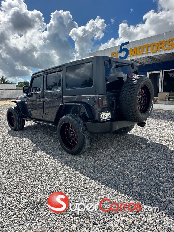 2017 Jeep Wrangler Sport — foto 2 / 10