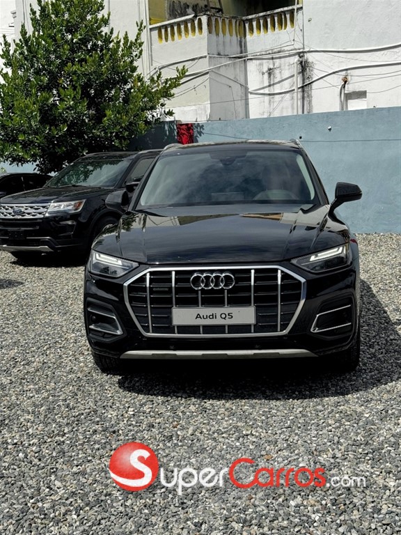 2021 Audi Q5 45 TFSI QUATTRO — foto 2 / 12