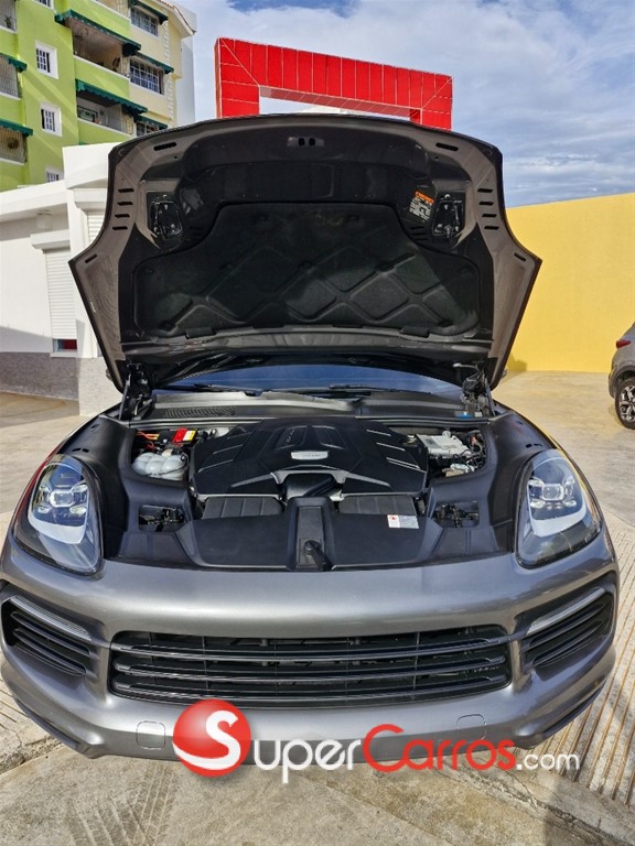 2020 Porsche Cayenne — foto 2 / 11
