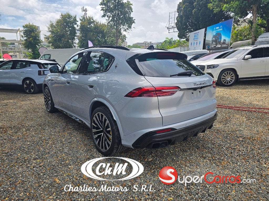 2025 Maserati Grecale Trofeo — foto 4 / 12