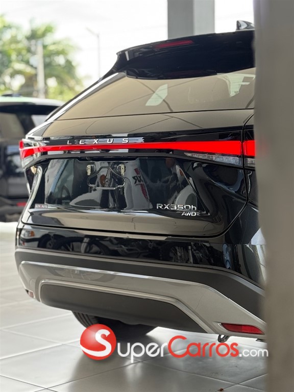 2026 Lexus RX 350H — foto 9 / 12