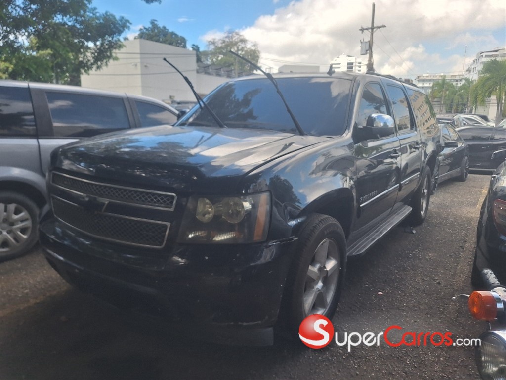 2011 Chevrolet Suburban — foto 6 / 6