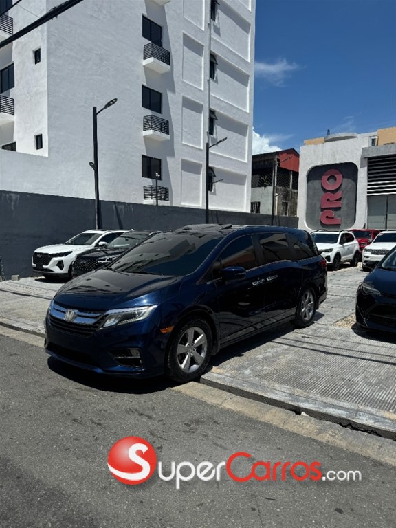 2018 Honda Odyssey EXL — foto 2 / 12