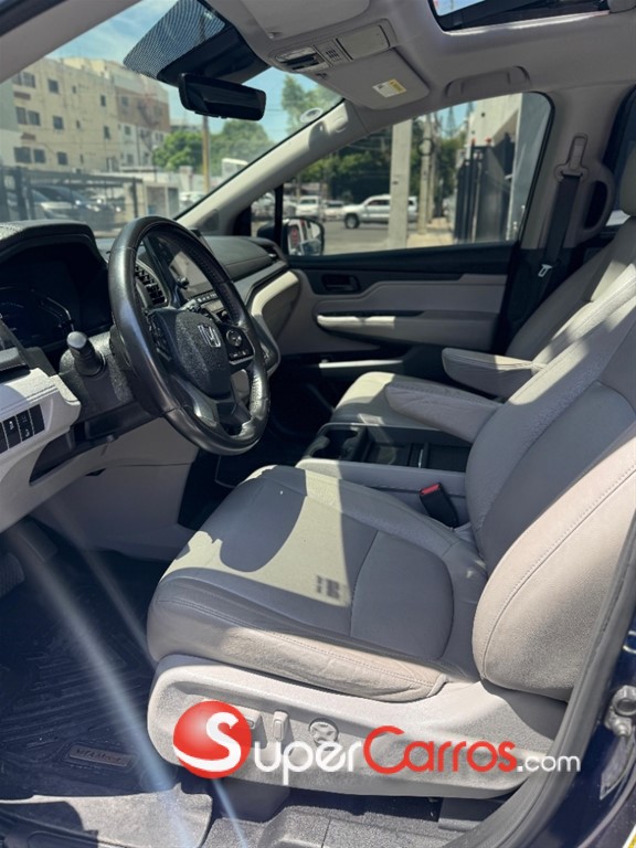 2018 Honda Odyssey EXL — foto 9 / 12