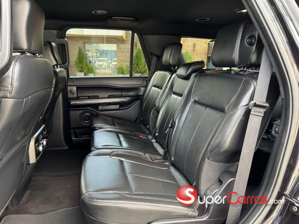 2019 Ford Expedition XLT — foto 7 / 10