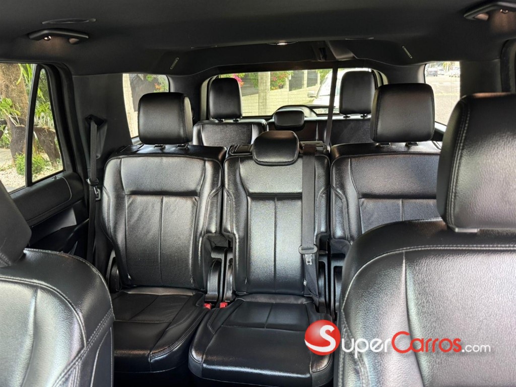 2019 Ford Expedition XLT — foto 8 / 10
