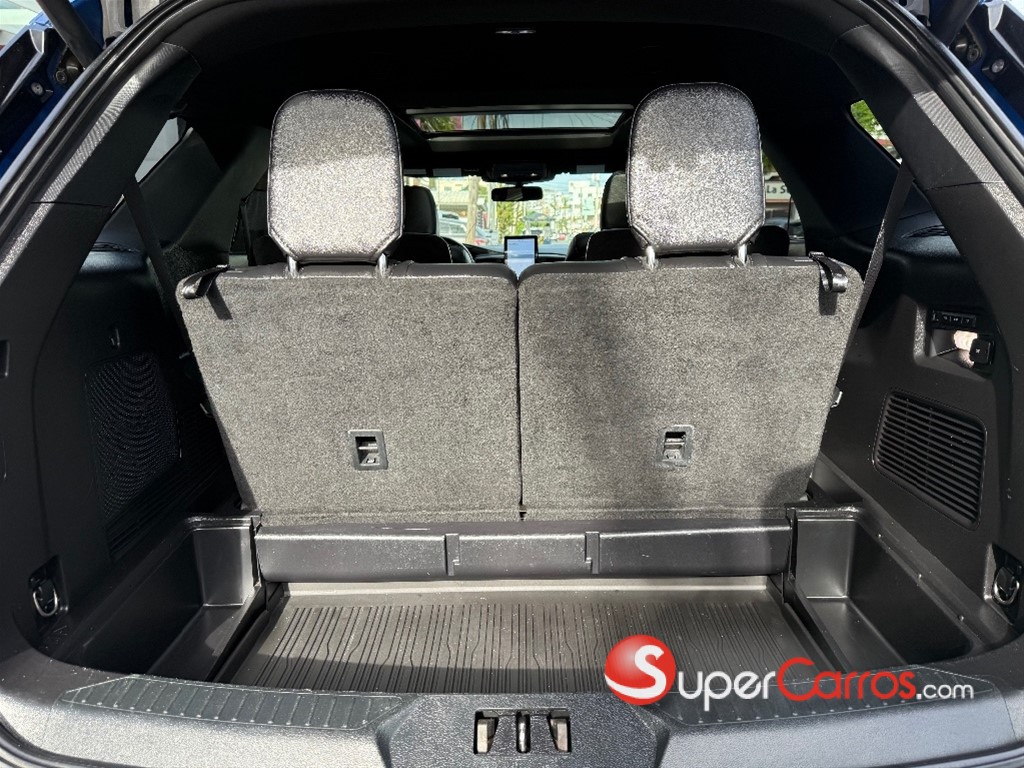 2020 Ford Explorer ST — foto 7 / 11