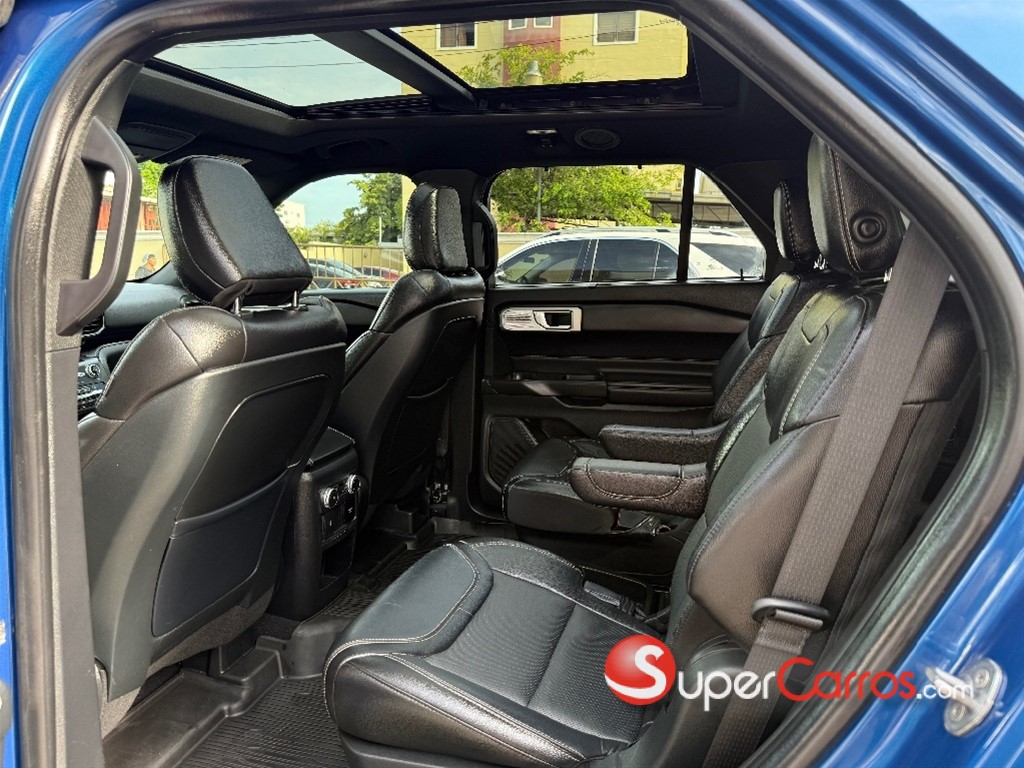 2020 Ford Explorer ST — foto 8 / 11