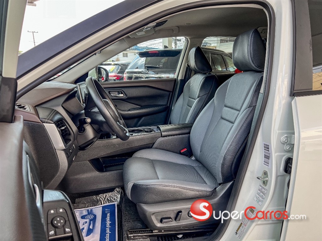 2023 Nissan Rogue SV — foto 3 / 11