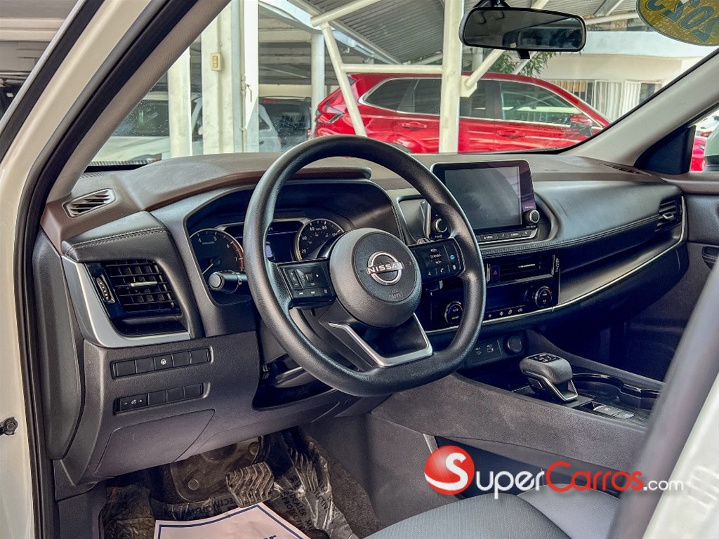 2023 Nissan Rogue SV — foto 4 / 11
