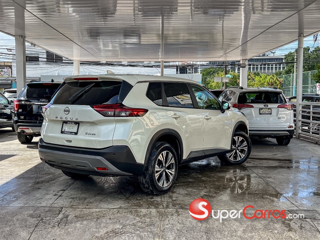 2023 Nissan Rogue SV — foto 10 / 11