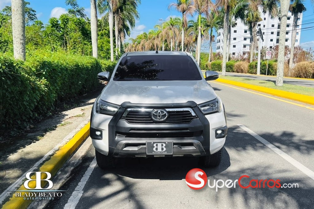 2021 Toyota Hilux Revo Adventure — foto 3 / 11