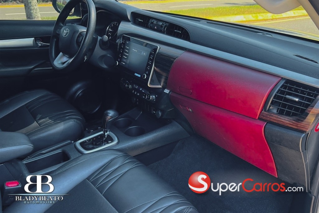2021 Toyota Hilux Revo Adventure — foto 5 / 11