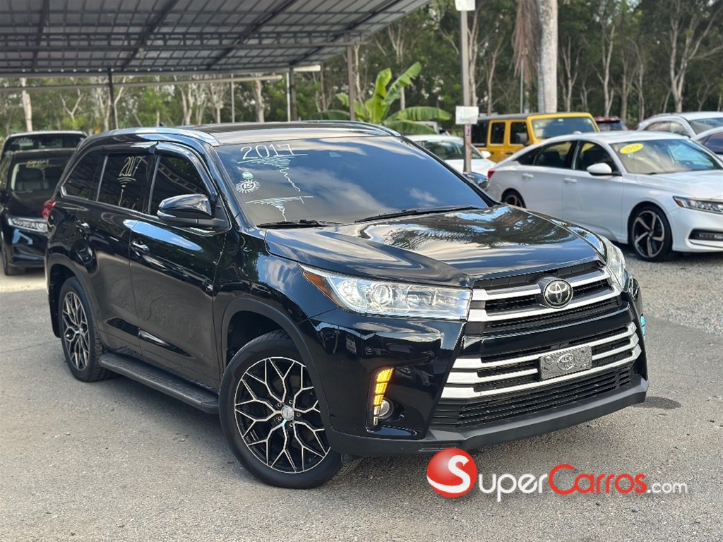 2017 Toyota Highlander XLE — foto 3 / 12