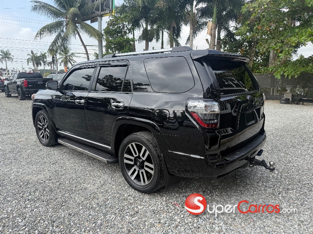 2011 Toyota 4 Runner Limited — foto 4 / 8