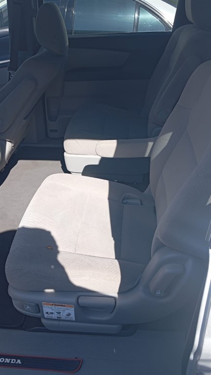 2015 Honda Odyssey EX — foto 3 / 10