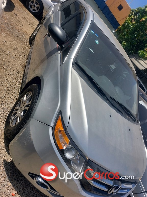 2015 Honda Odyssey EX — foto 5 / 10