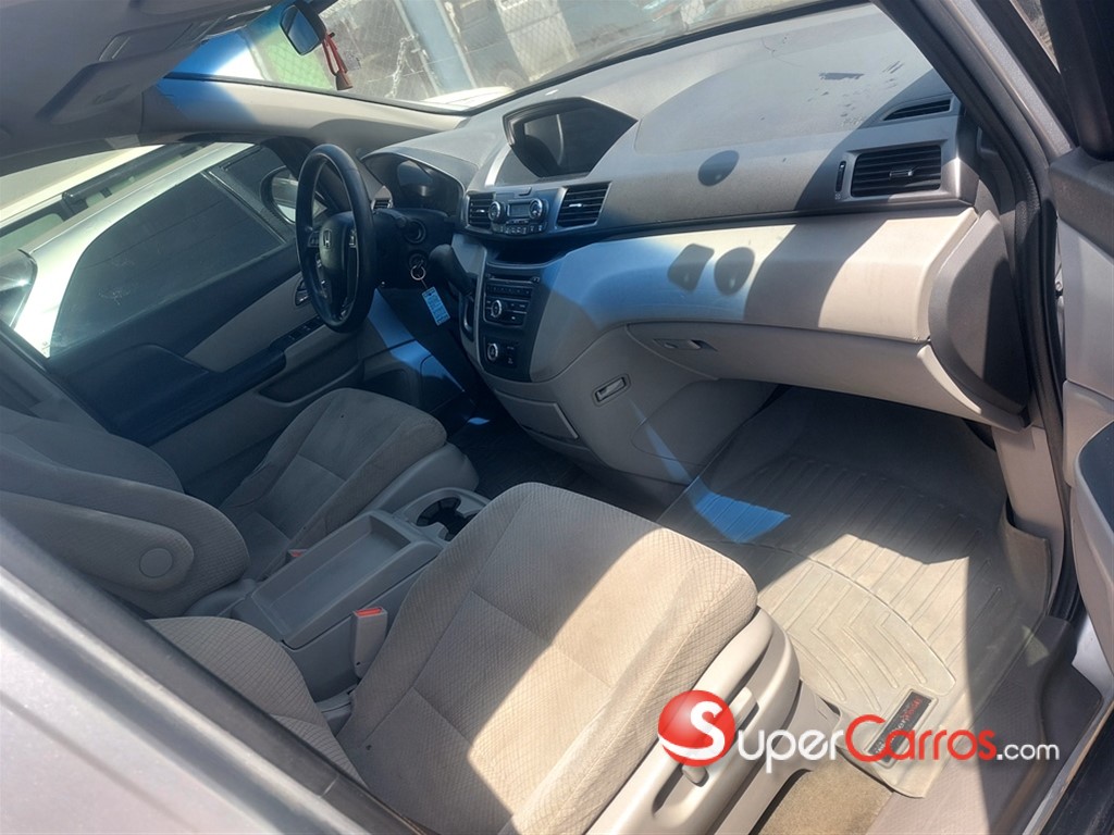 2015 Honda Odyssey EX — foto 10 / 10